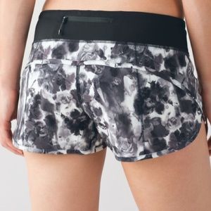 Lululemon Speed Short 2.5" Mini Obscurred Black Dusty Mauve / Black 4